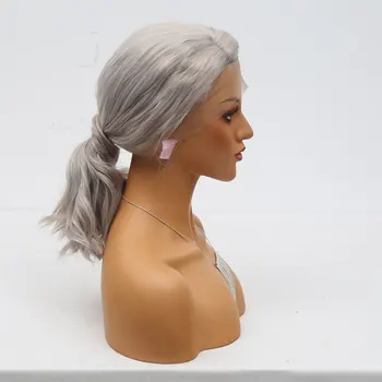 Парик из синтетических волос короткой свободной волны, серебристо-серый парик из термостойких волокон, естественный боковой пробор по линии роста волос для женщин