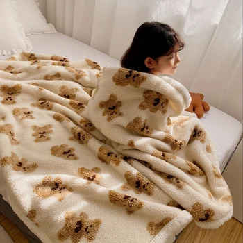 Двухслойное детское флисовое одеяло с мультяшным рисунком, теплое, мягкое и утолщенное, с рисунком медведя для дивана и кондиционера во время сна