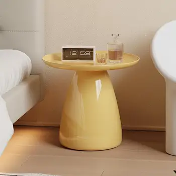 Пластиковый письменный стол, прикроватная тумбочка, Современная спальня, Желтая прикроватная тумбочка, кровать в скандинавском стиле, шкаф для одежды, внутреннее убранство