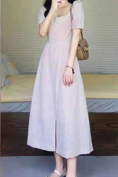 Лето 2023, Кружевное платье-рубашка в полоску с квадратным вырезом и коротким рукавом, Темперамент, Тонкая талия, Длинная юбка